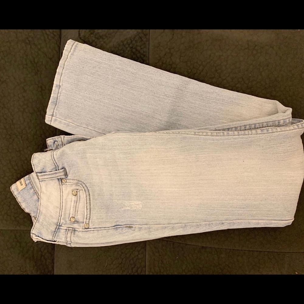 Lightwash bootcut denim jeans